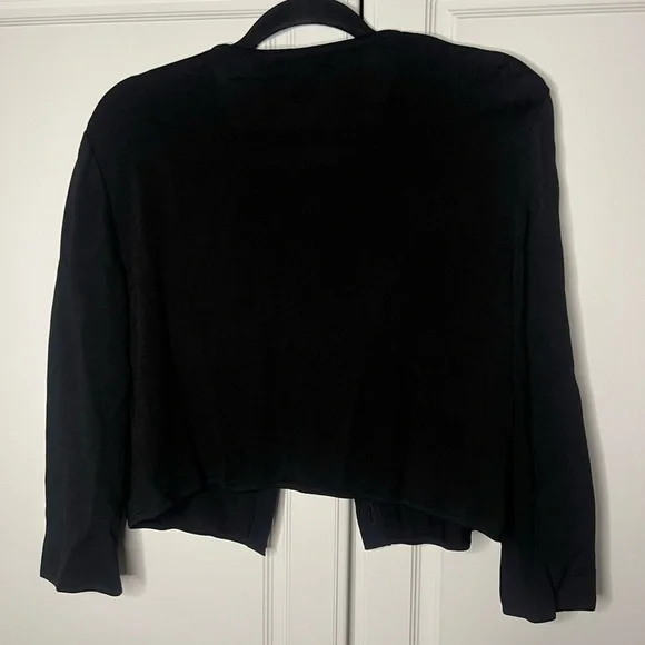 St. John Black Cropped Cardigan - Picture 9 of 11